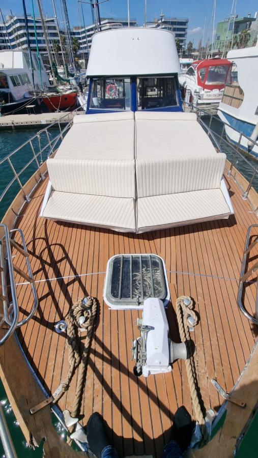 Charming Boat House In Barcelona With Big Terrace And Solarium Hotel Sant Adria de Besos Exterior foto