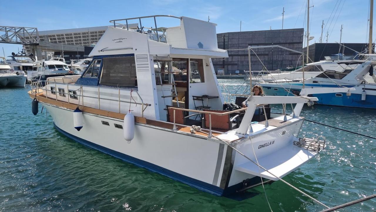 Charming Boat House In Barcelona With Big Terrace And Solarium Hotel Sant Adria de Besos Exterior foto